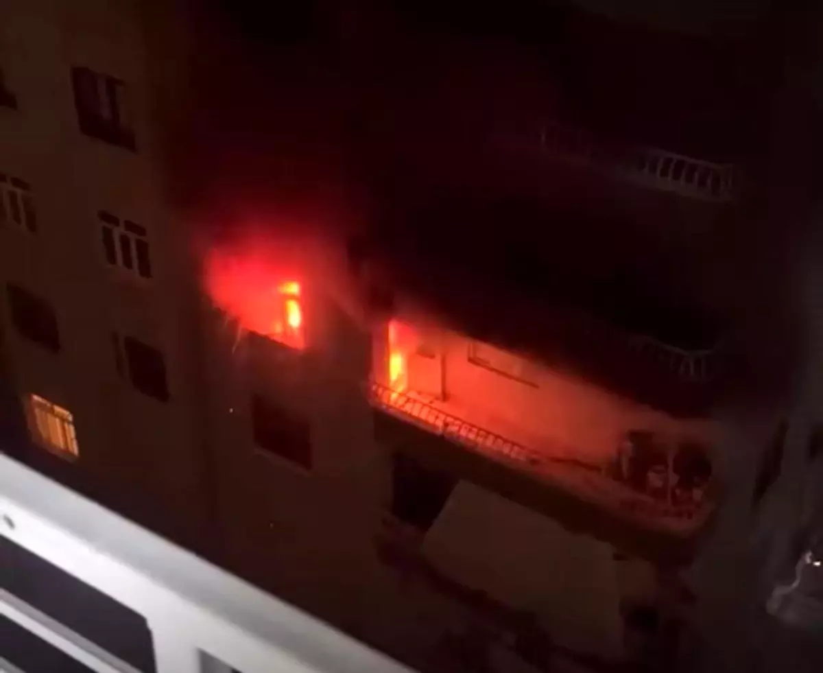 Diyarbakır'da İki Farklı Yangın Çıktı