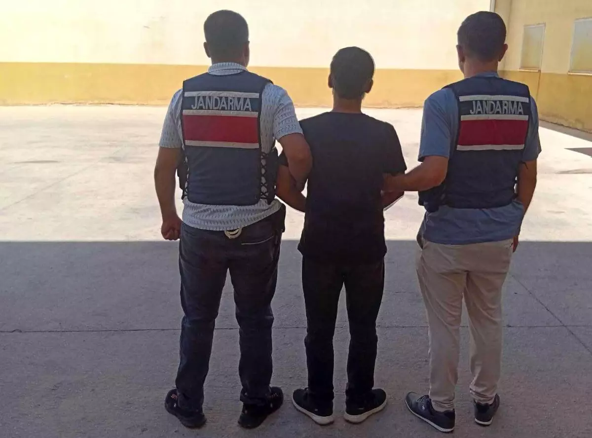 Gaziantep'te Dolandırıcılık Suçundan Aranan Şahıs Yakalandı