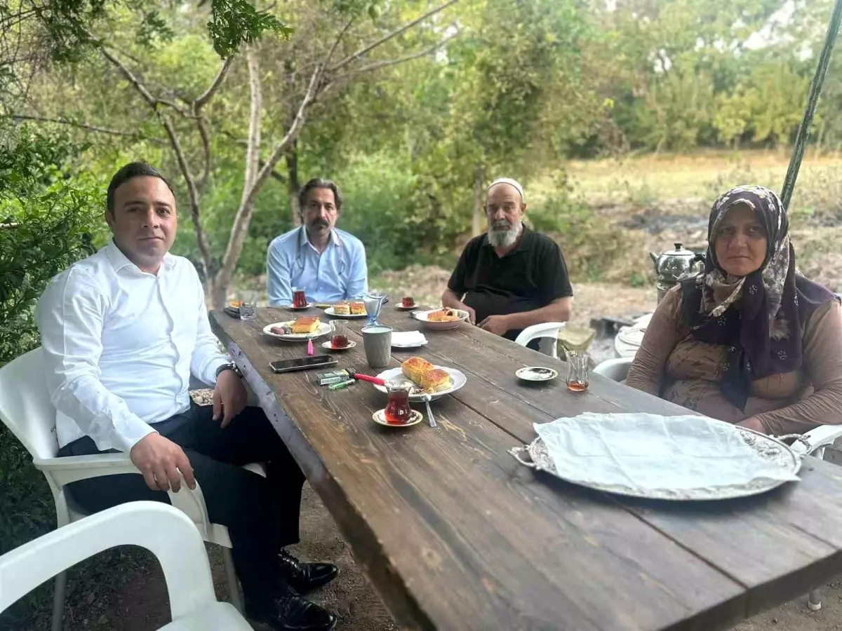Elazığ'da 'Bayrak Evler' projesi devam ediyor