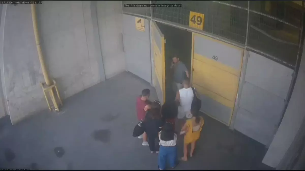 Galatasaray Maçında Usulsüz Seyirci Sokma Olayında İki Kişi Gözaltına Alındı