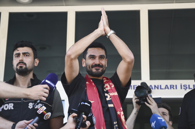 Galatasaray'ın yeni transferi İlkay Gündoğan, İstanbul'a geldi! İşte ilk sözleri