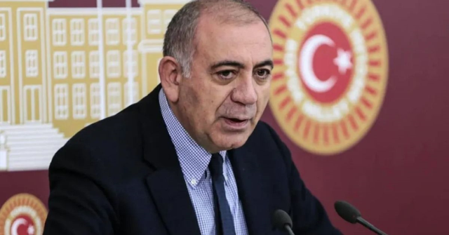 Gürsel Tekin kimdir? Gürsel Tekin kaç yaşında, nereli ve ne mezunu? Gürsel Tekin kimdir? Gürsel Tekin kaç yaşında, nereli ve ne mezunu?