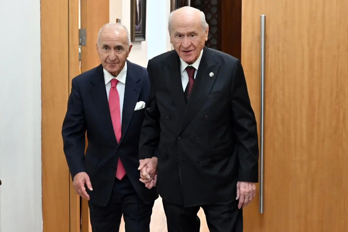 Hikmet Çetin ile bir araya gelen Bahçeli'den CHP'ye salvolar