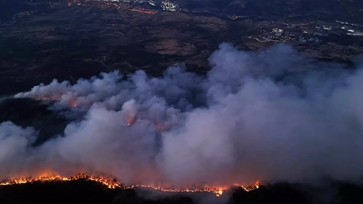 Karabük'te Yangınlar Devam Ediyor