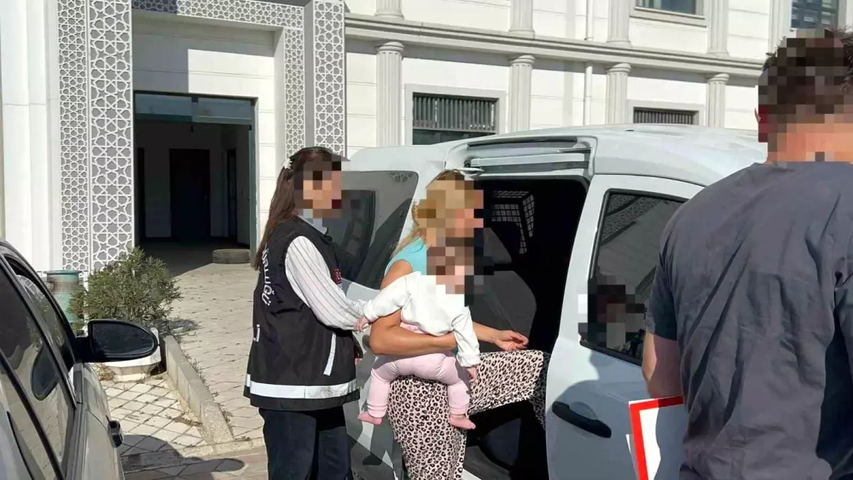 Kocaeli'de 300 Bin TL'lik Hırsızlık: Şüpheli Kadın Bebekle Yakalandı