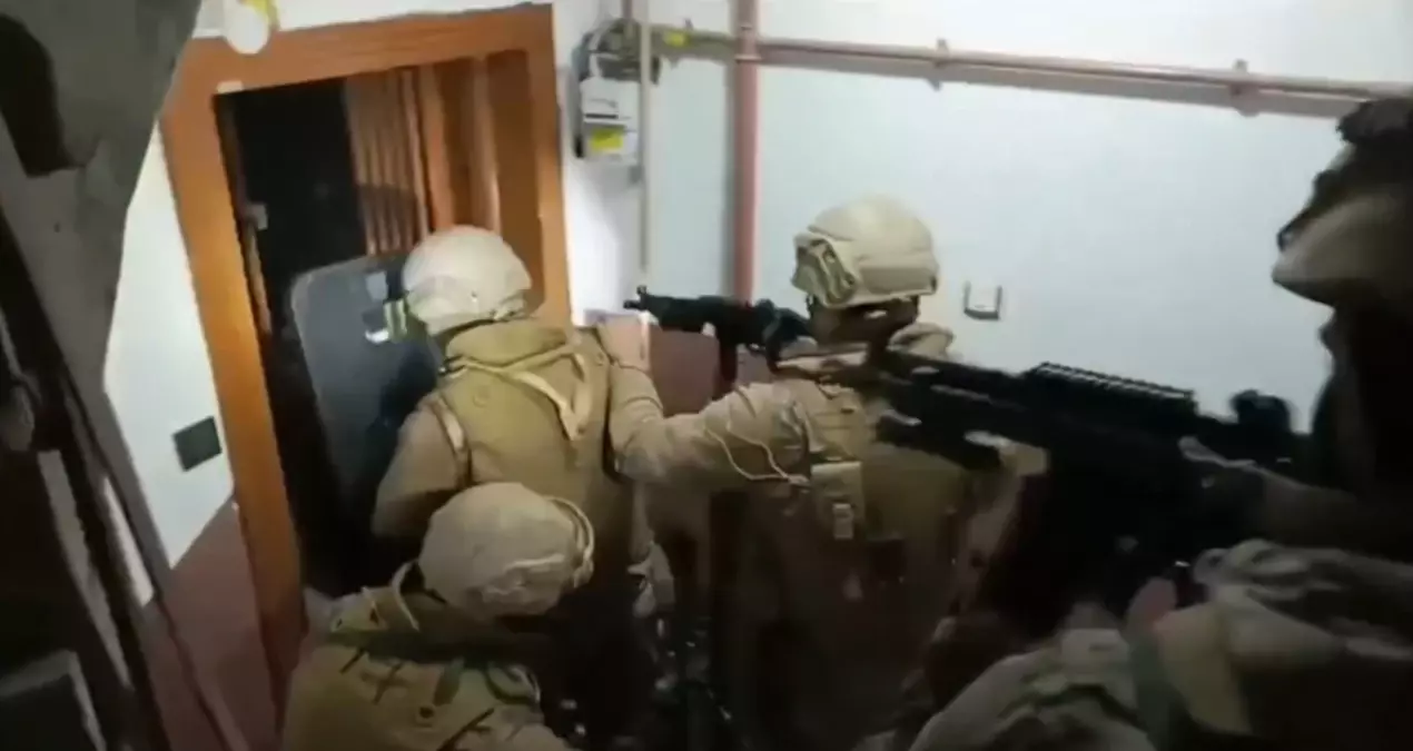 Dolandırıcılık Şebekelerine Operasyon: 89 Şüpheli Yakalandı