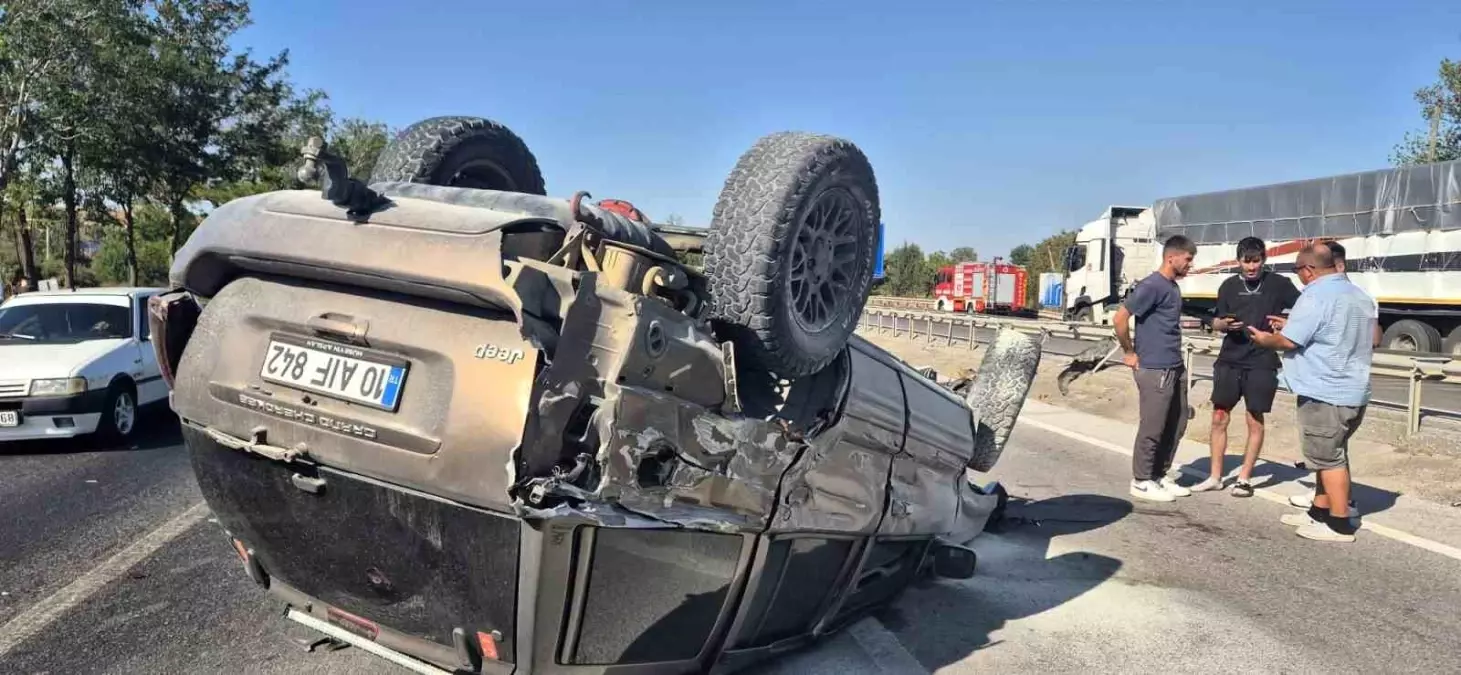 Balıkesir-Bursa Kara Yolunda Trafik Kazası: 2 Yaralı