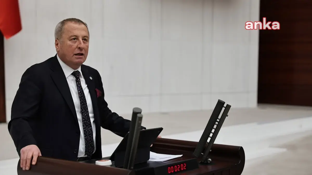 İYİ Parti'den CHP İstanbul İl Yönetimi'nin Uzaklaştırılmasına Tepki