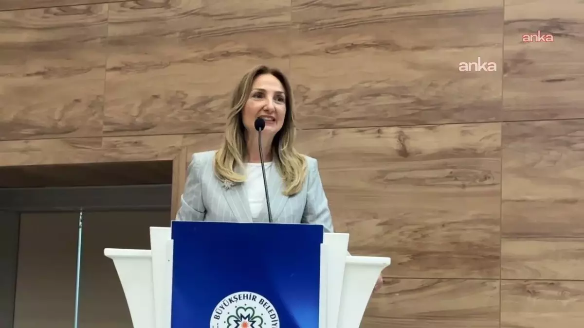 CHP'li Aylin Nazlıaka'dan Kadın Hakları Uyarısı