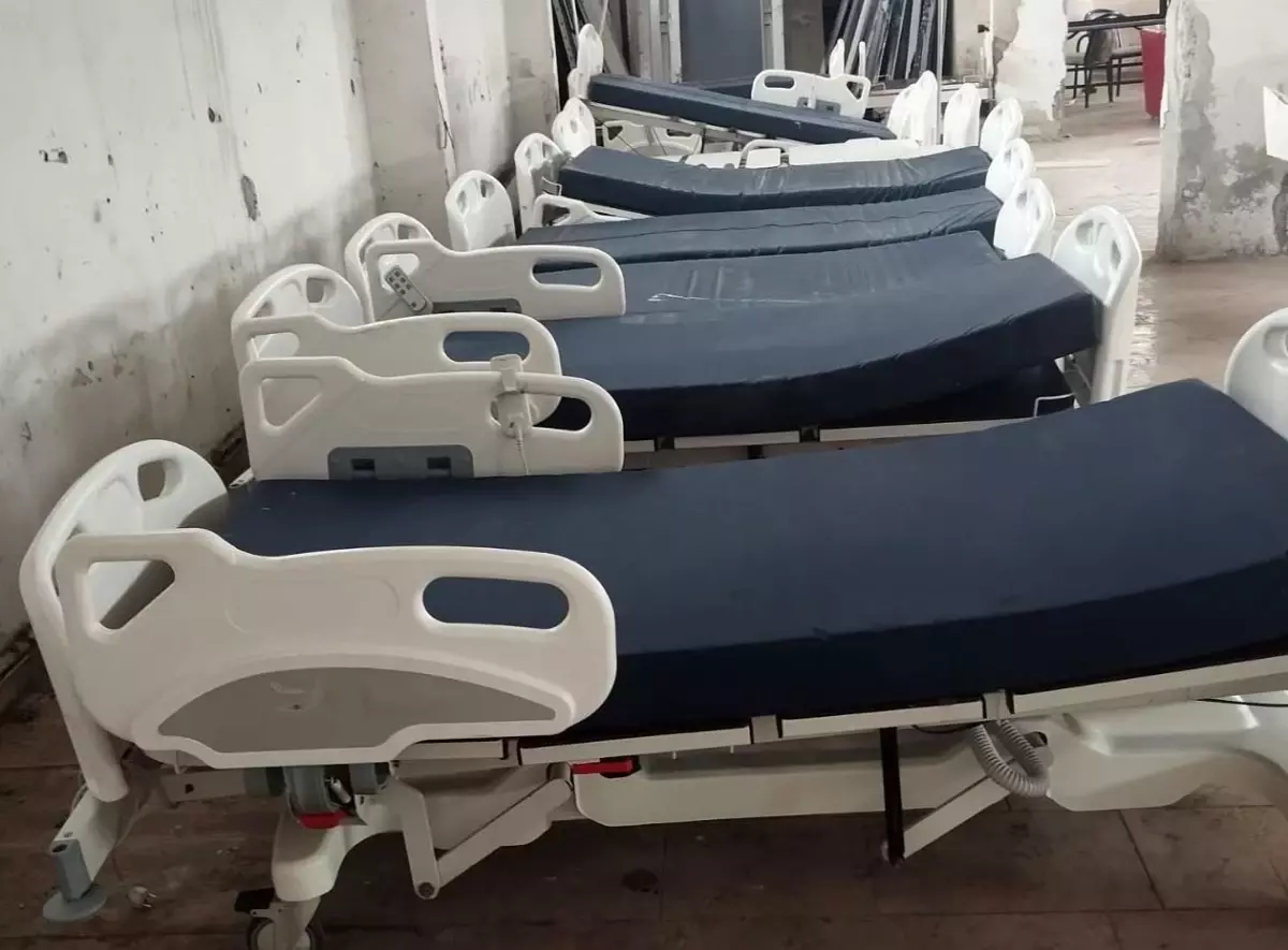 Bafra Kosovalılar Derneği'nden Hasta Yatakları Bağışı
