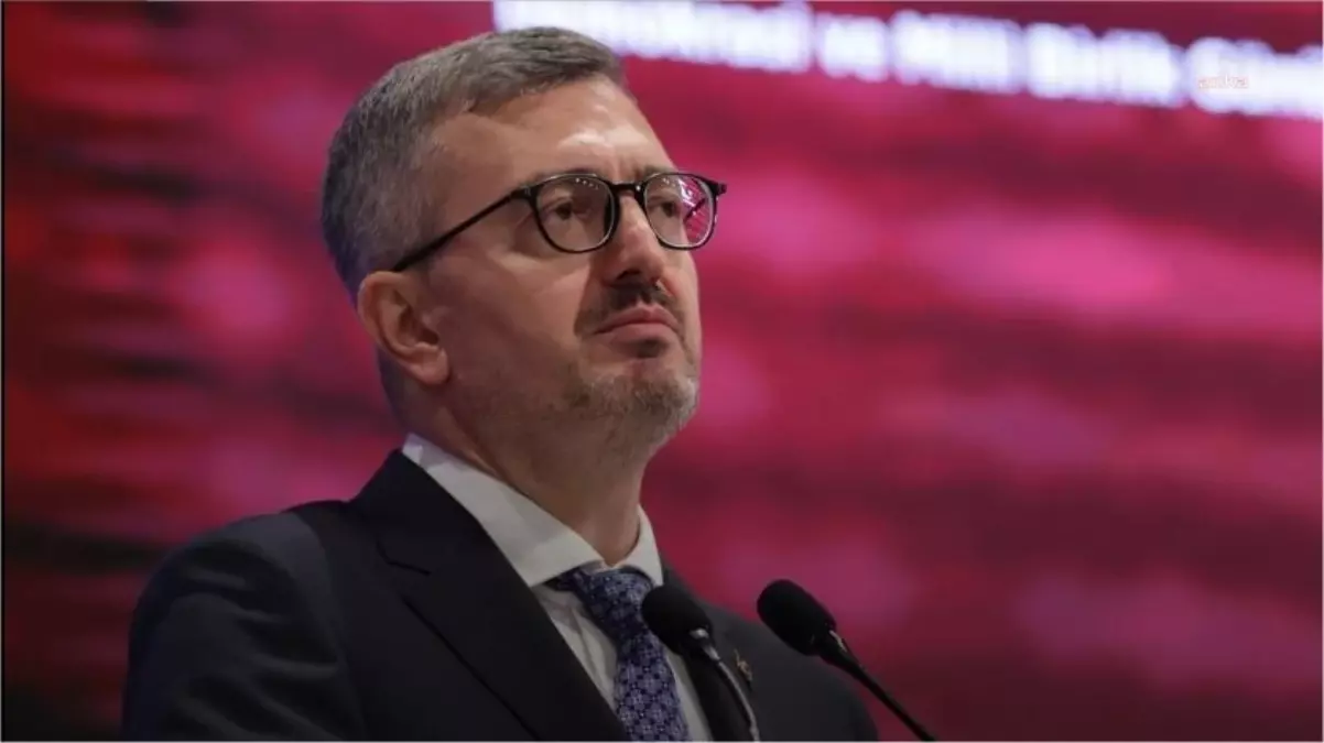 Burhanettin Duran, Özgür Özel'in Sözlerine Tepki Gösterdi
