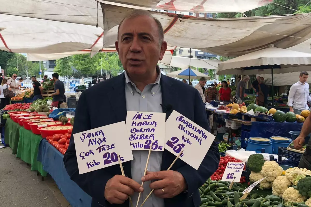 İstanbul'a kayyum olarak atanan Gürsel Tekin'in son paylaşımı yorum bombardımanına tutuldu