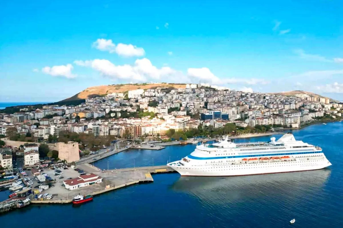 Karadeniz'in ilk yat limanı Sinop'a inşa edilecek