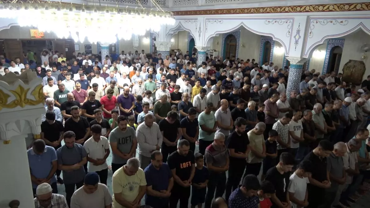 Kilis'te Mevlid Kandili Coşkusu