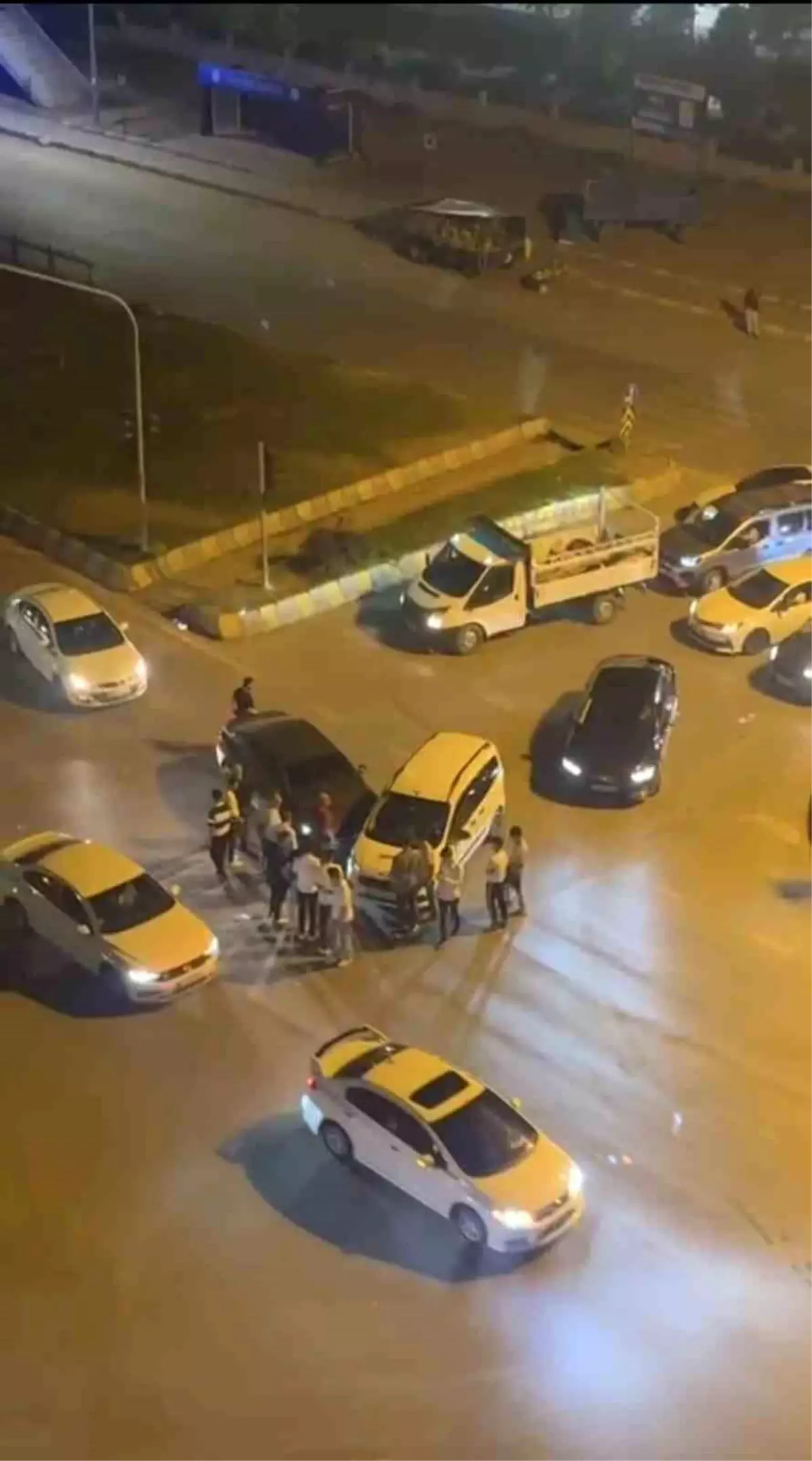 Muş'ta Trafik Kazası: Maddi Hasar Meydana Geldi