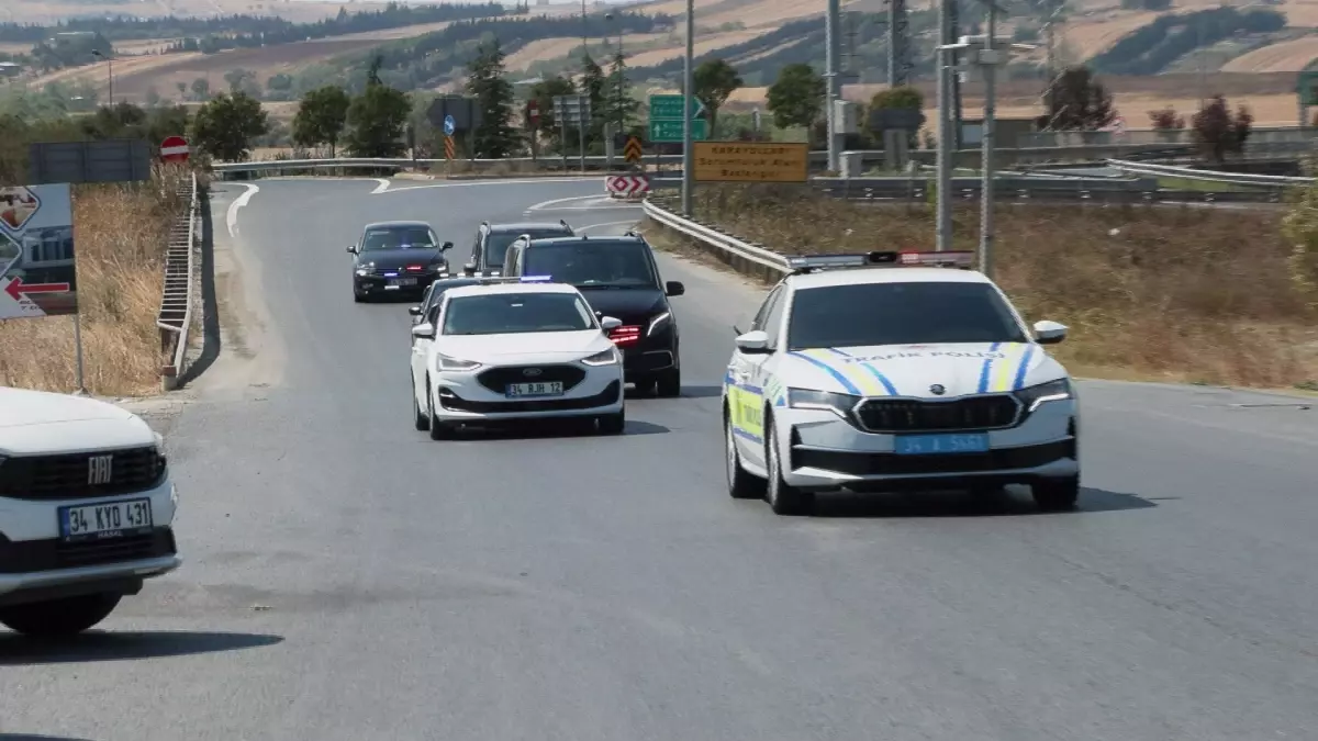 Özgür Özel, Ekrem İmamoğlu'nu Cezaevinde Ziyaret Etti