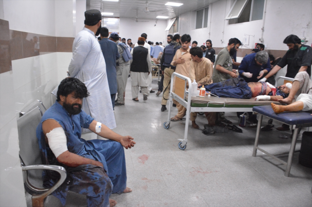 pakistan da anma torenine bombali saldiri 6 olu 19007844 9455 m