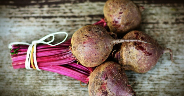 Pancar turşusu nasıl yapılır? Evde pancar turşusu tarifi! Pancar turşusu nasıl yapılır? Evde pancar turşusu tarifi!