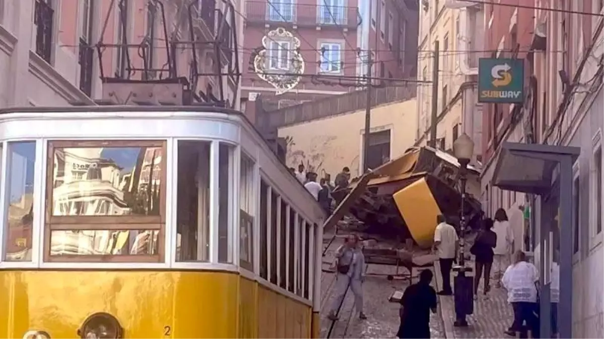 Lizbon'daki Gloria Füniküleri Kazasında 3 Kişi Hayatını Kaybetti