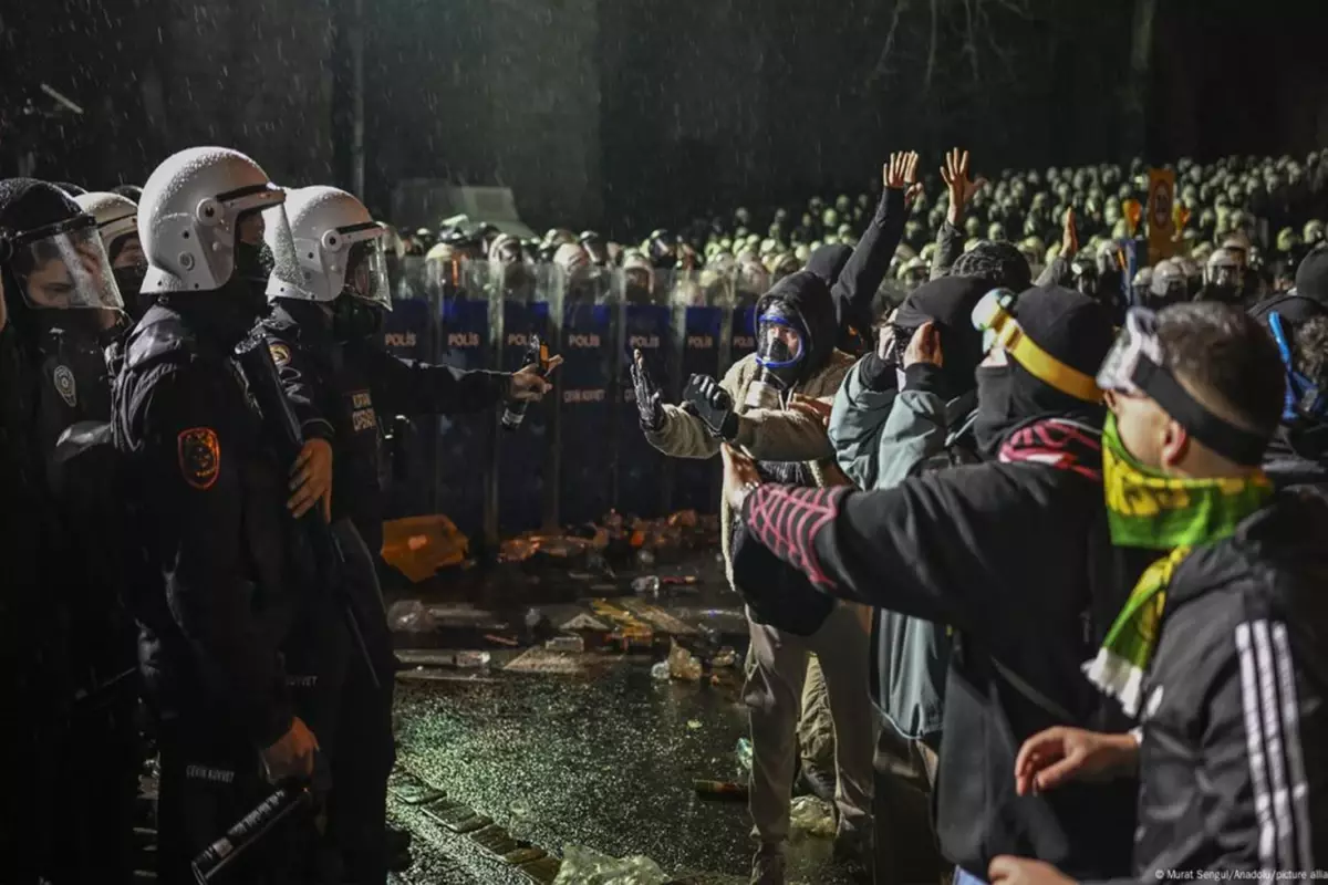 Saraçhane protestolarında tutuklanan 13 kişiye tahliye