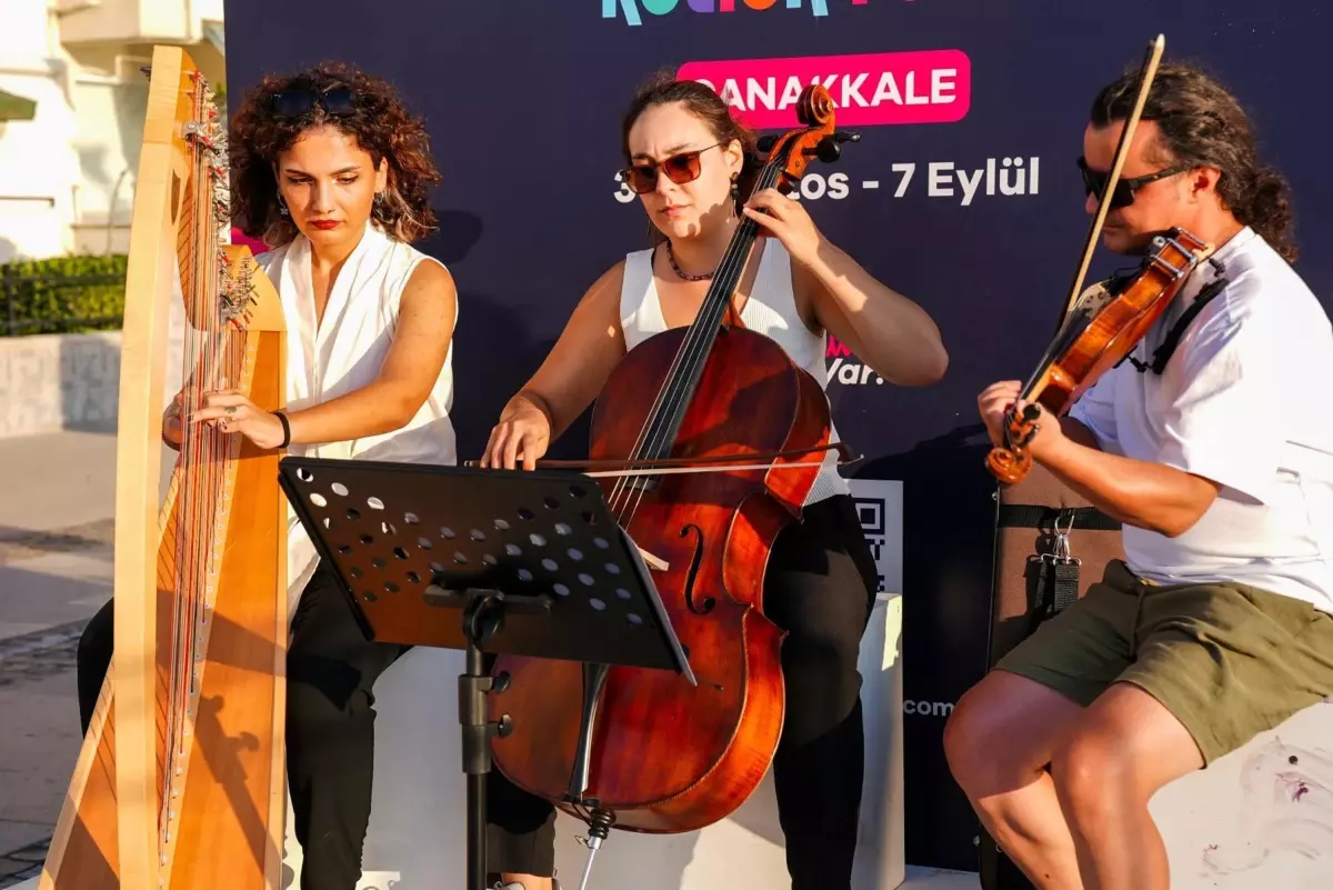 Çanakkale Kültür Yolu Festivali Renkli Gökkuşağı Gibi