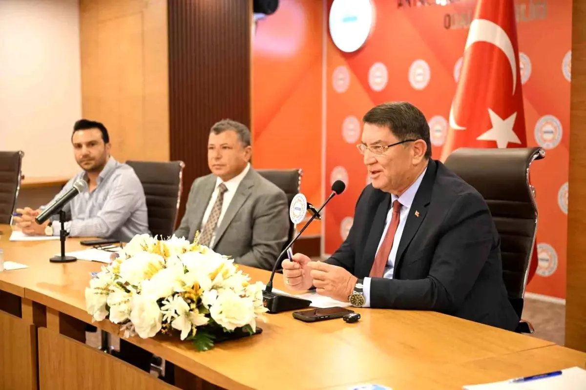 Antalya'da Esnaf ve Sanatkarlar İçin Çözüm Toplantısı