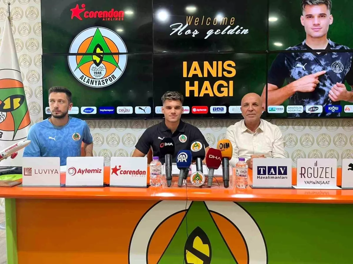 Corendon Alanyaspor, Ianis Hagi ile 2 Yıllık Sözleşme İmzaladı