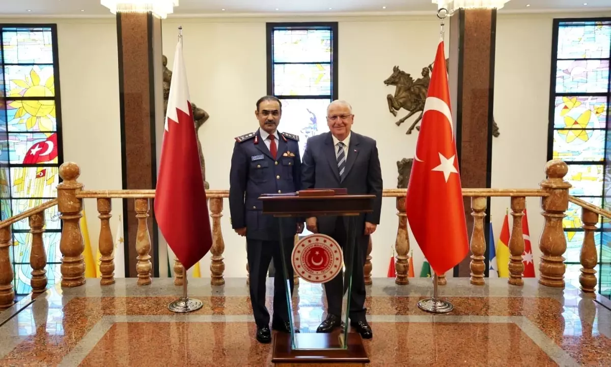 Milli Savunma Bakanı Güler, Katarlı Komutanları Kabul Etti