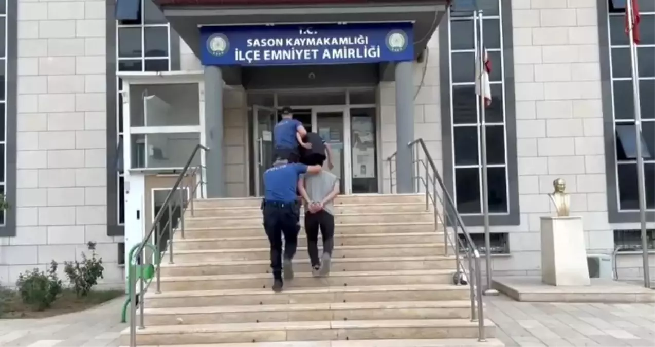 Sason'da Manavdan 4 Bin Lira Çalan 2 Şüpheli Yakalandı