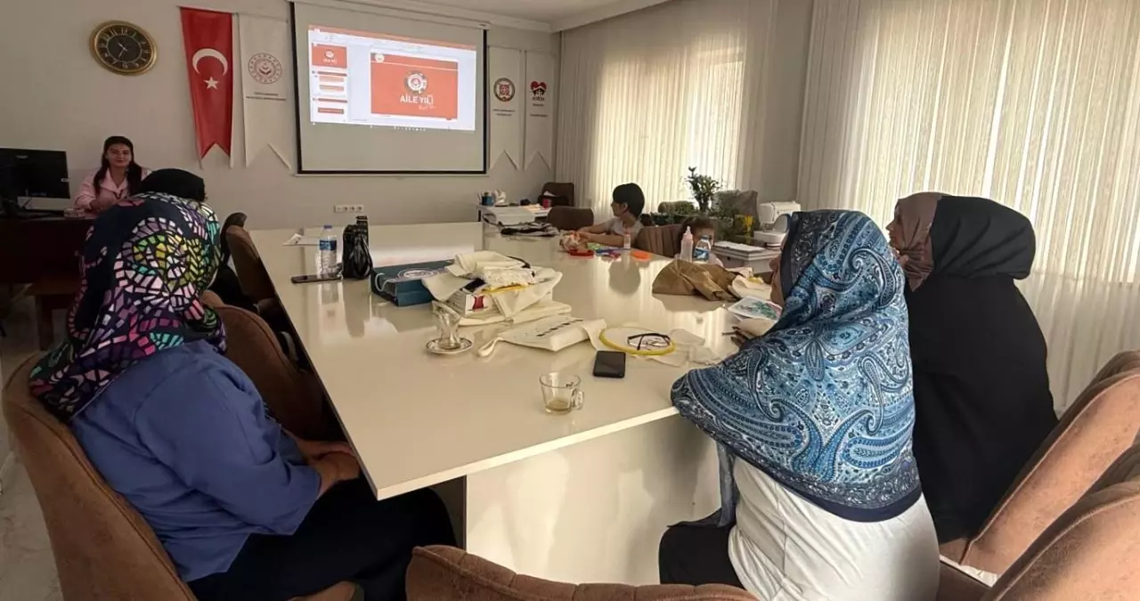 Bayburt’ta Kadına Yönelik Şiddetle Mücadele Eğitimi Verildi