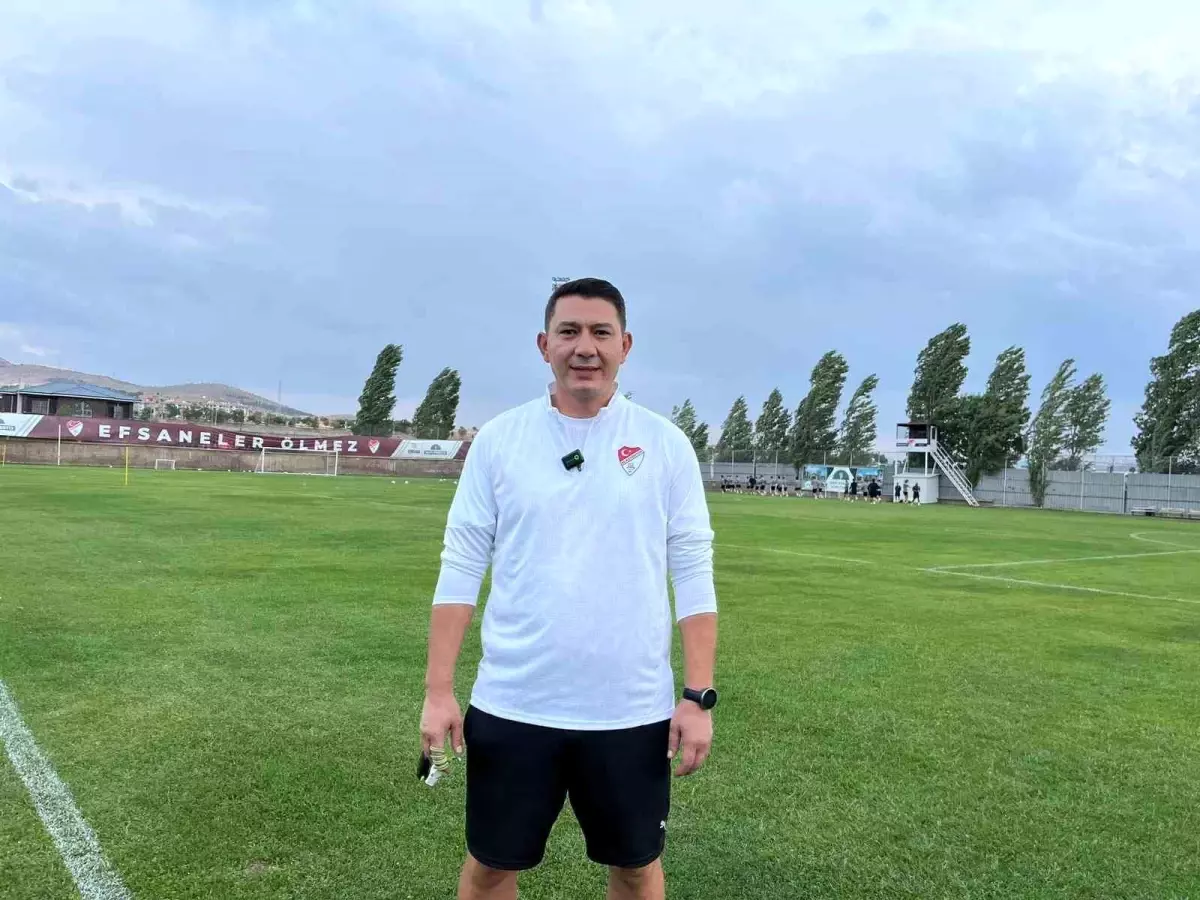 Elazığspor Teknik Direktörü Fırat Gül: 'Bu sezonun tek sonucu şampiyonluk'