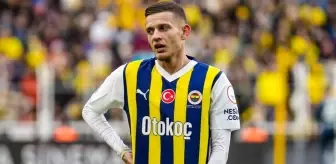 Fenerbahçe Szymanski iddialarını tek emoji ile yalanladı
