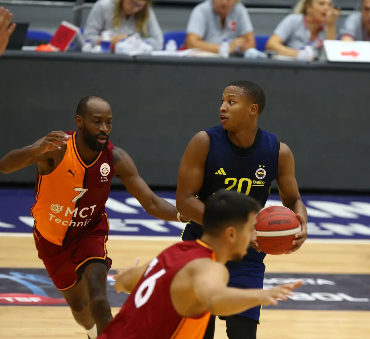 Galatasaray MCT Technic, Fenerbahçe Beko'yu Yendi