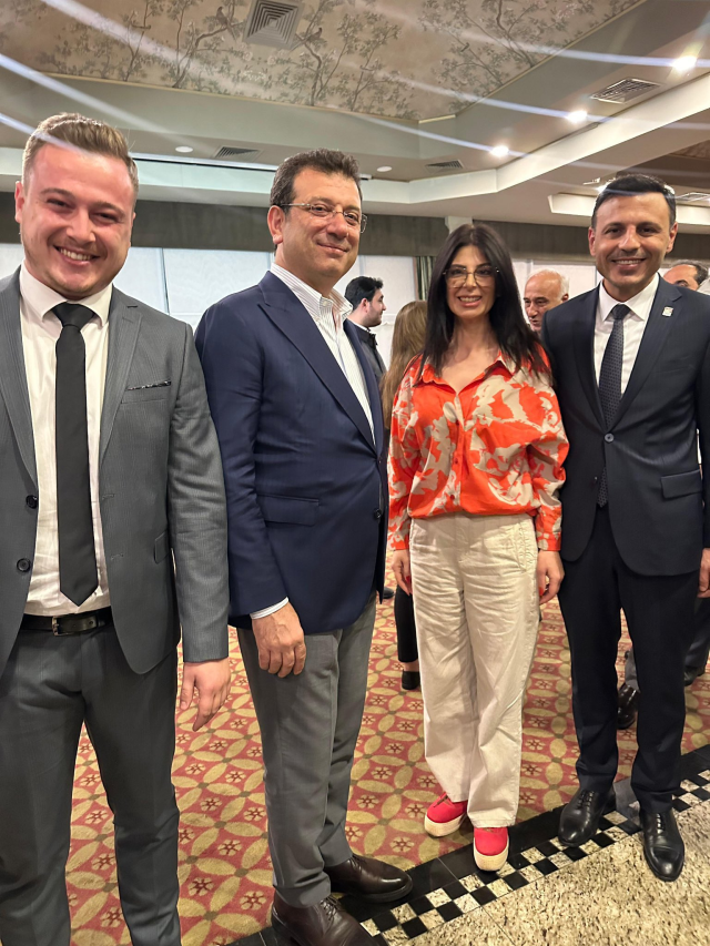 iste chp yi karistiran o delege imamoglu ve 19012131 2465 m