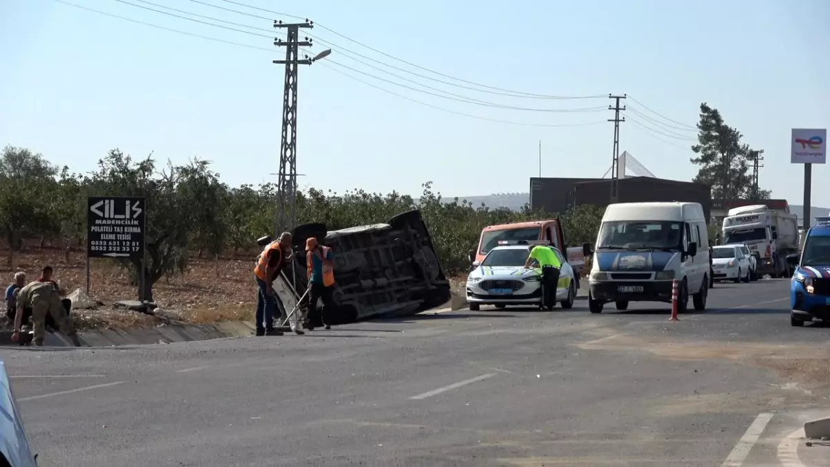 Kilis'te Zincirleme Trafik Kazası: 1 Ölü, 4 Yaralı