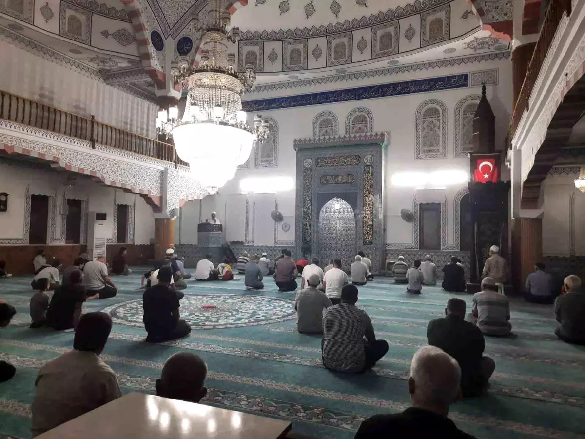Köyceğiz'de Mevlid-i Nebi Gecesi Coşkuyla İdrak Edildi
