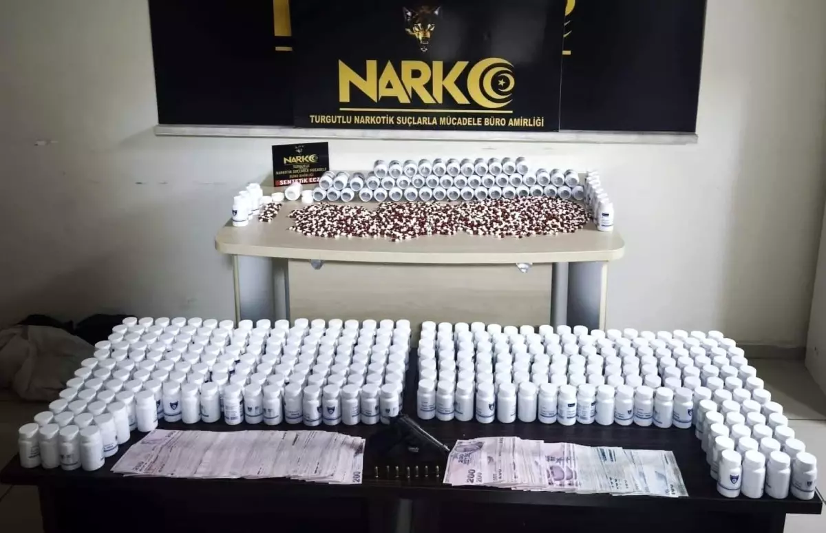Manisa'da Uyuşturucu Operasyonlarında 439 Şüpheli Yakalandı