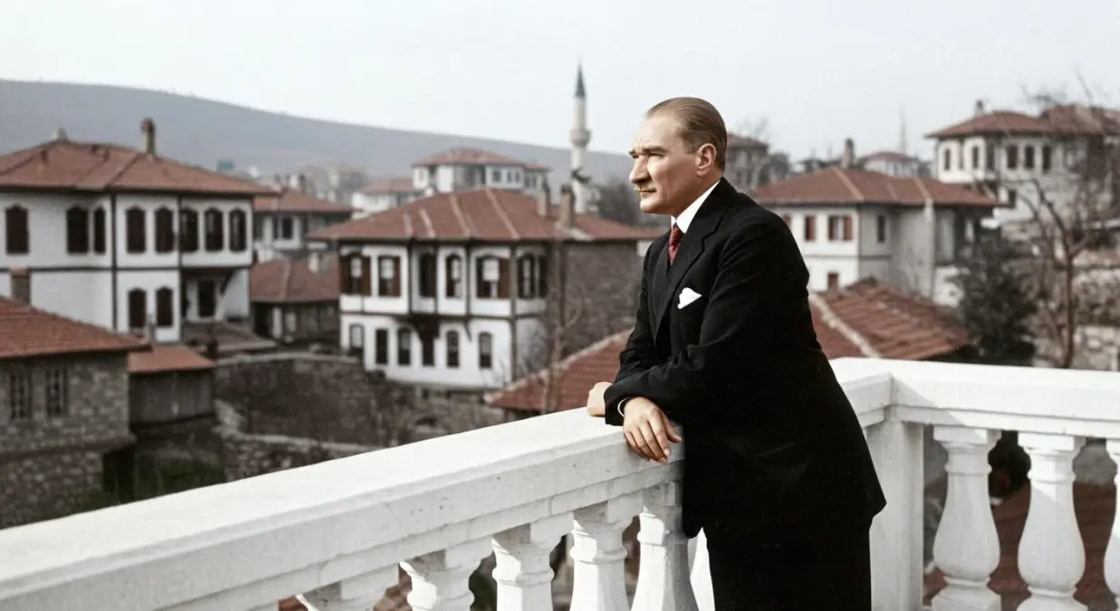 Sivas Kongresi'nin 106. Yılına Özel Yapay Zeka Tabanlı Film: Karargah Sivas