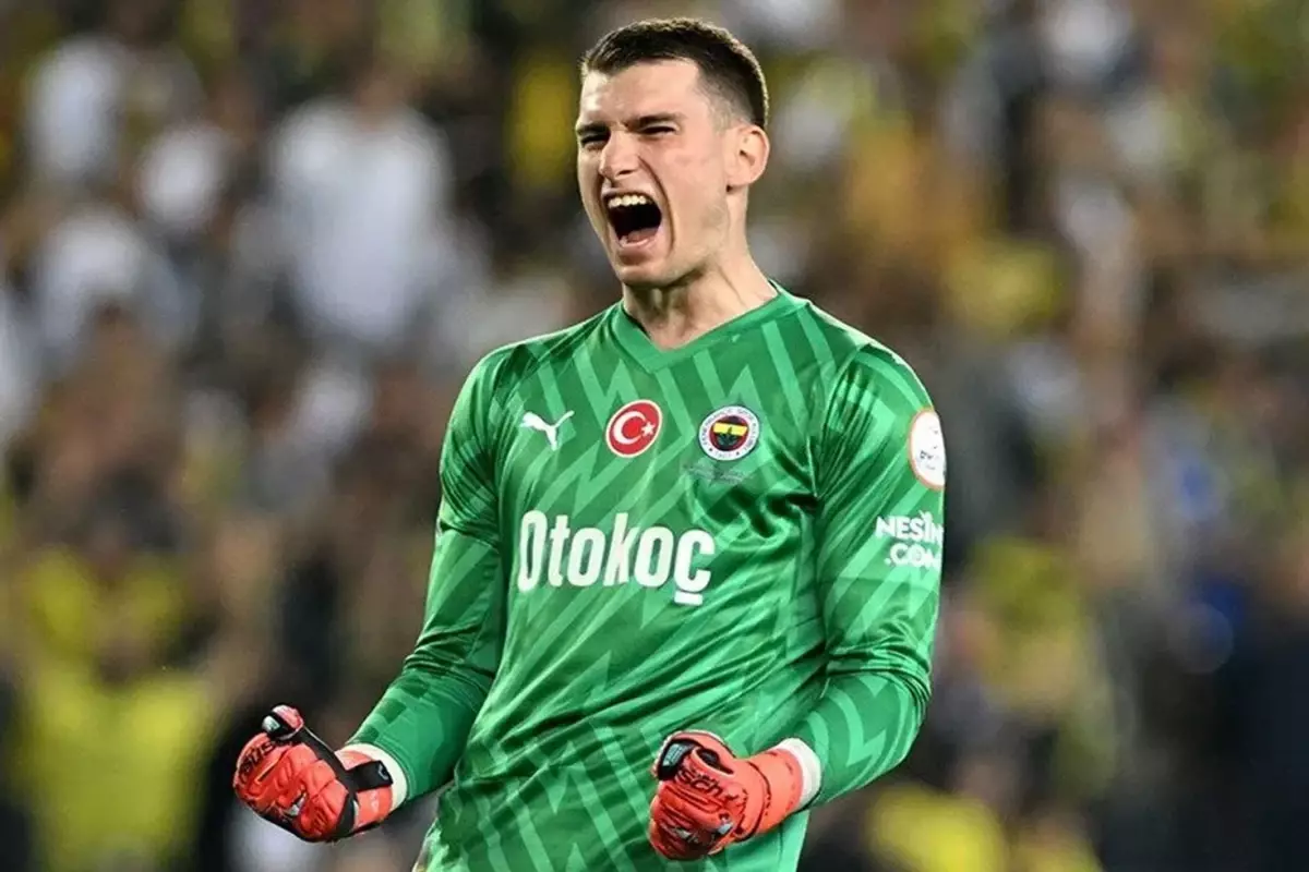 Yok artık Livakovic! Gider gitmez takım karıştı