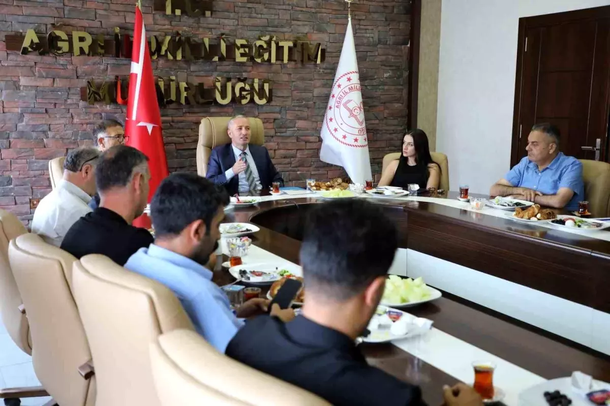 Ağrı İl Milli Eğitim Müdürü Kökrek'ten Eğitim Başarıları ve Yatırımlar Hakkında Açıklamalar