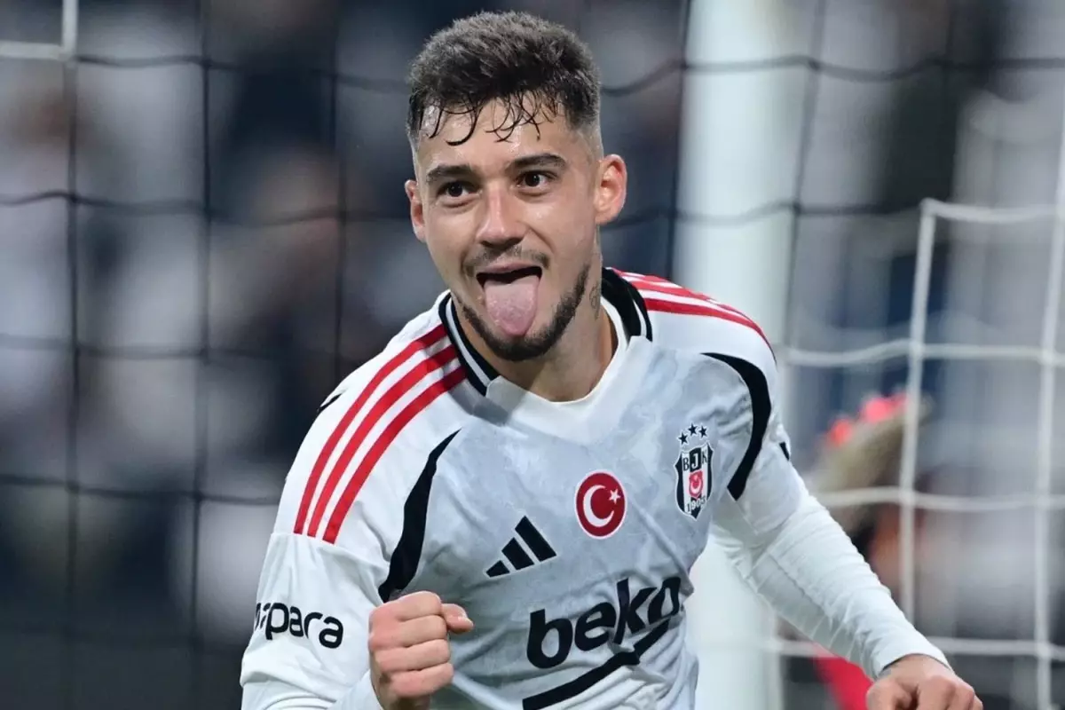 Anlaşma sağlandı! Trabzonspor'dan Ernest Muçi sürprizi