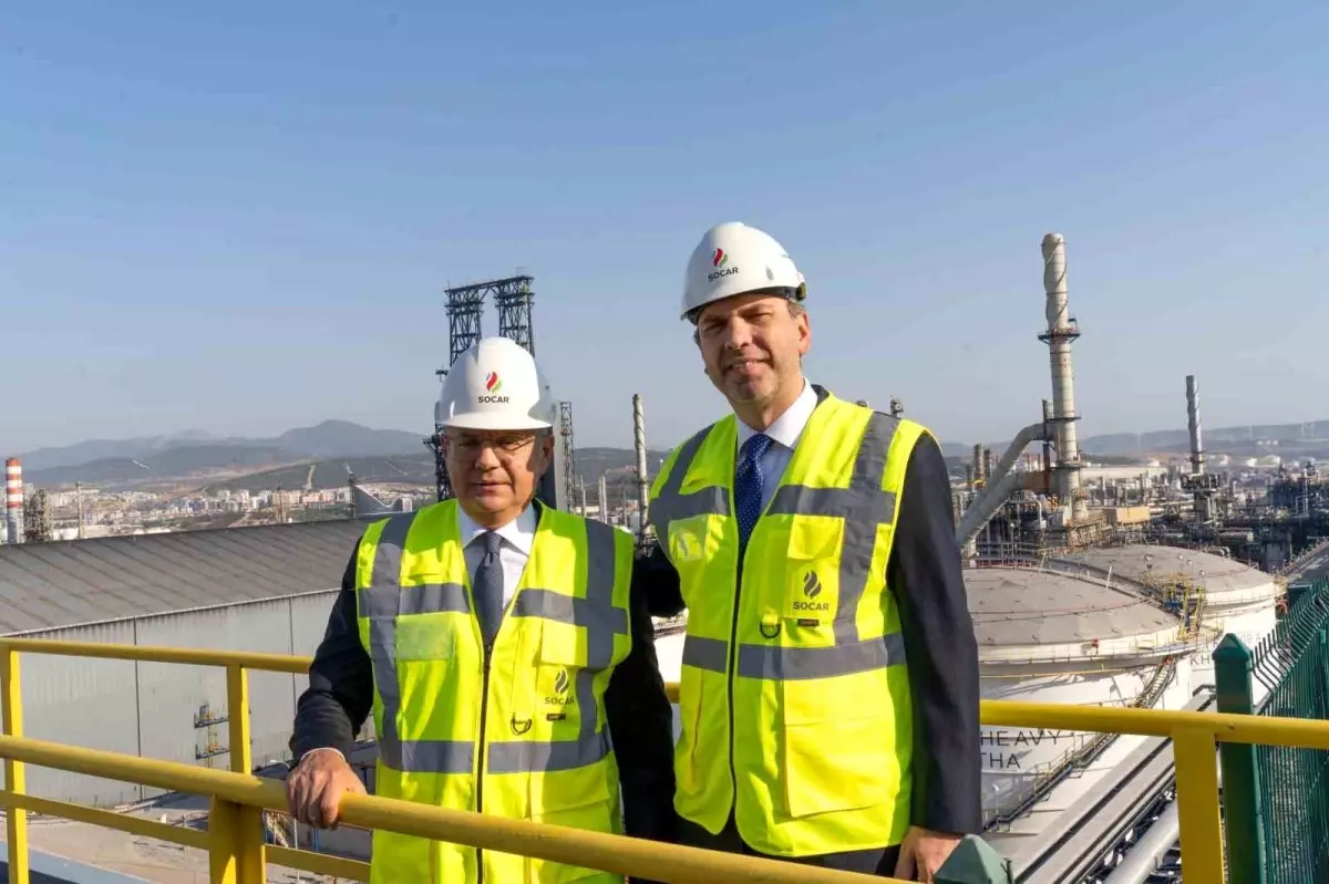Azerbaycan ve Türkiye Enerji İşbirliği İzmir'de Gözler Önünde