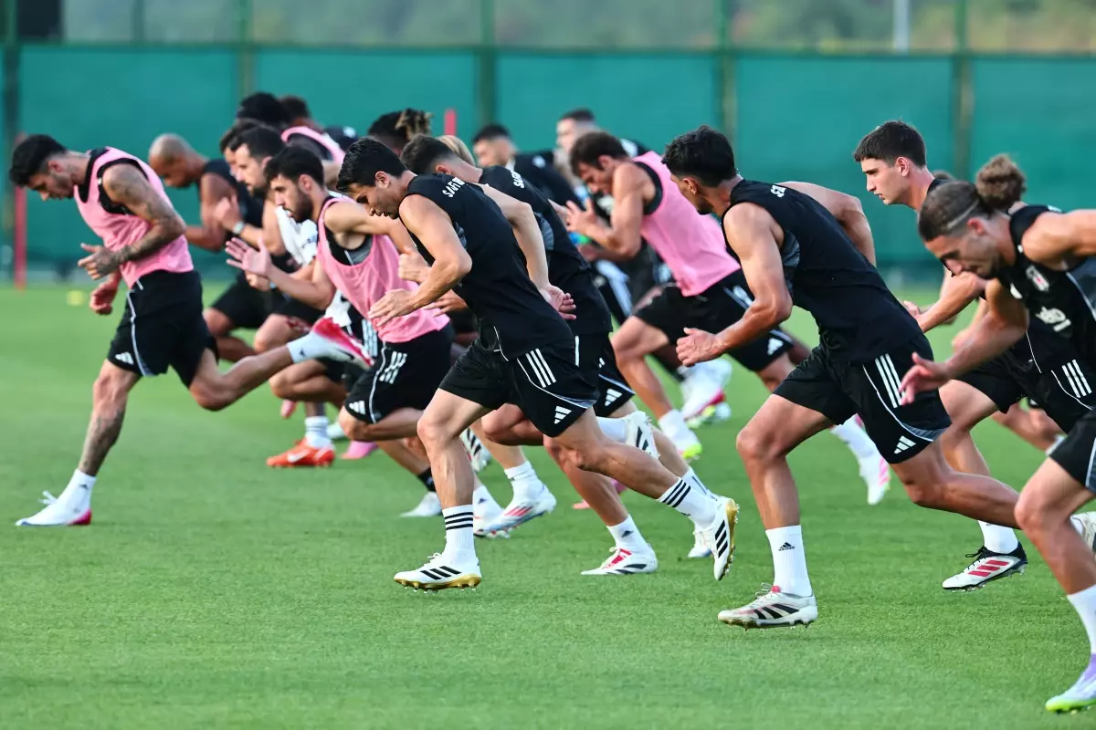 Beşiktaş, Başakşehir Maçı Hazırlıklarına Devam Ediyor