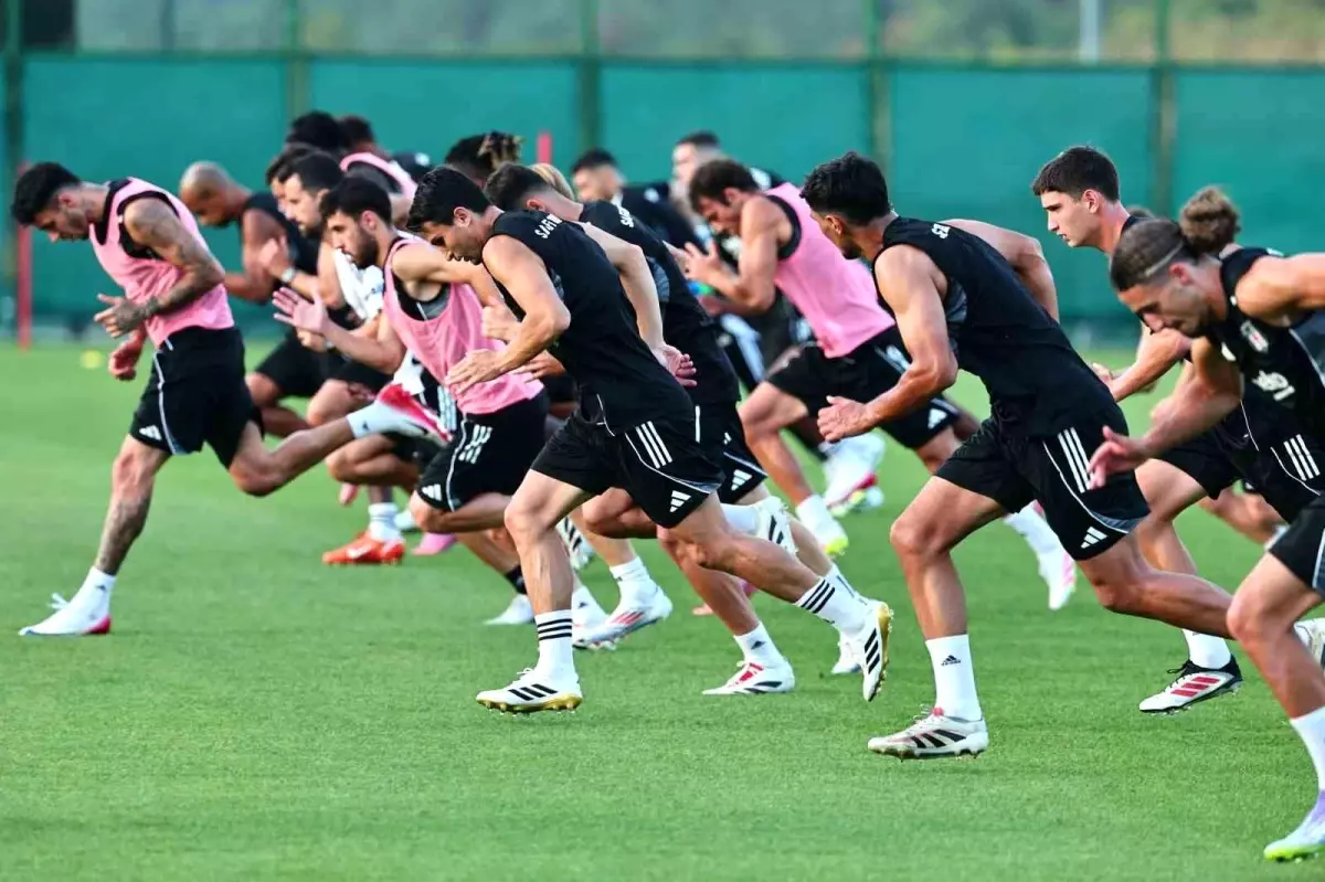 Beşiktaş, Başakşehir Maçı Hazırlıklarına Devam Ediyor