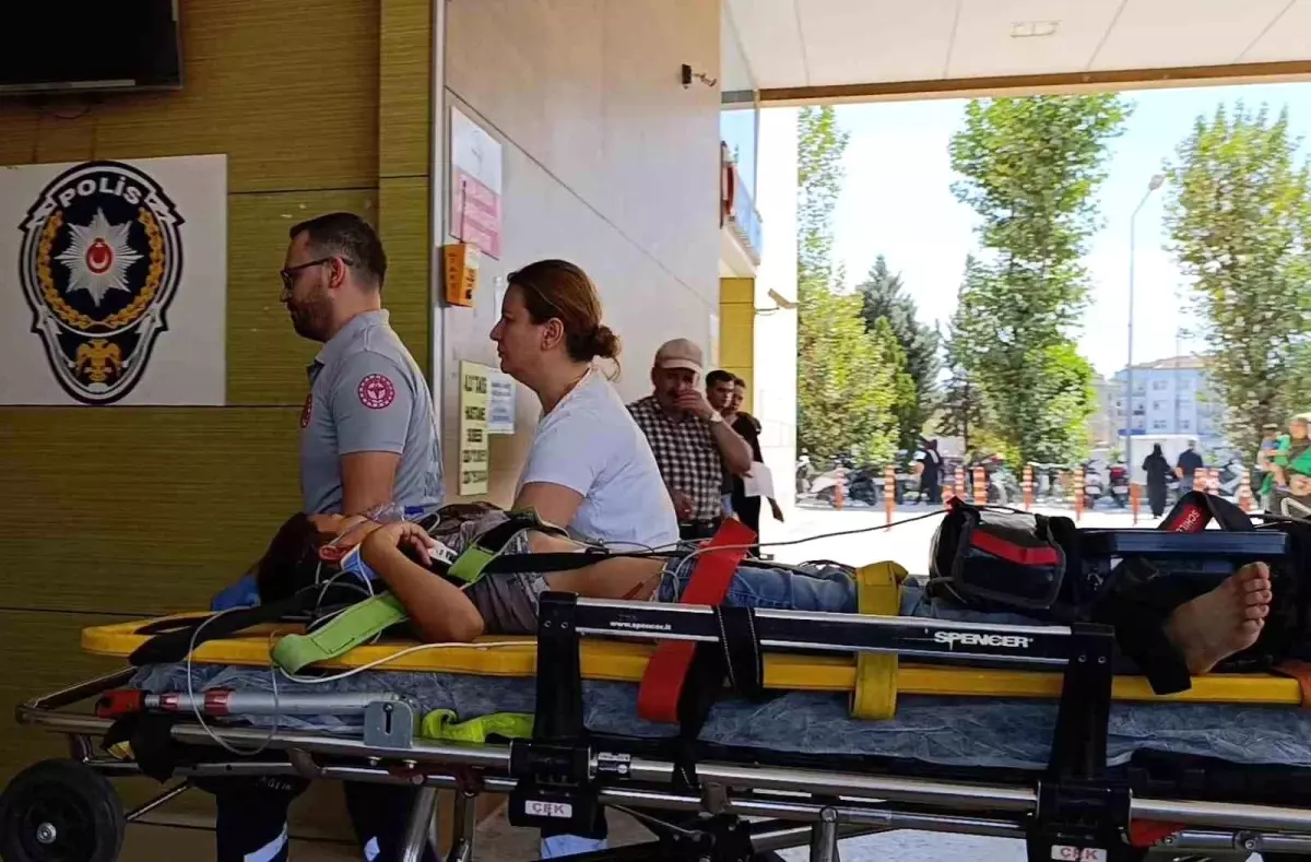 Bursa'da 9 Yaşındaki Çocuk Balkonundan Düşerek Ağır Yaralandı