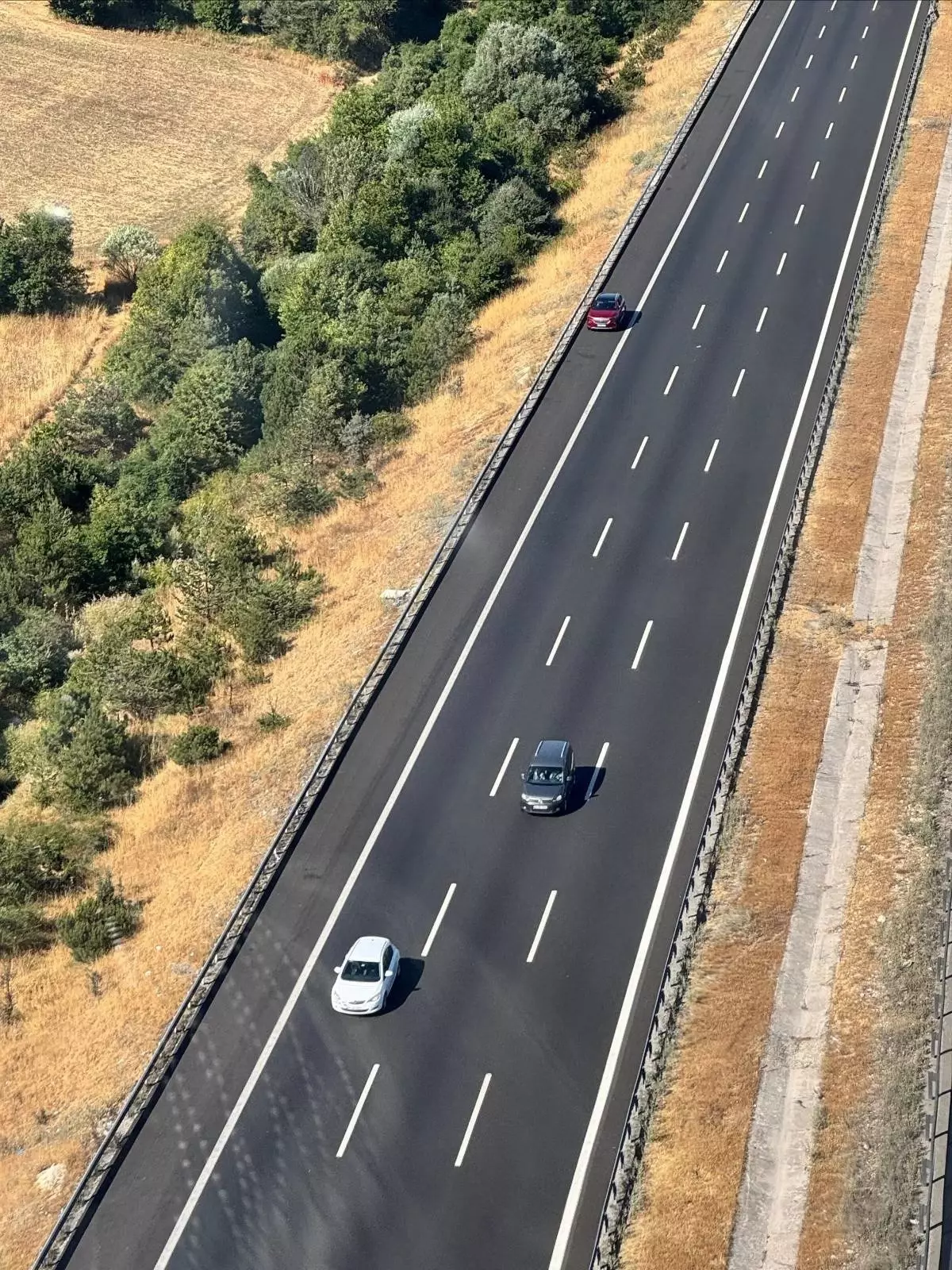 Bolu'da Trafik Denetimlerinde 23 Sürücüye Cezai İşlem Uygulandı