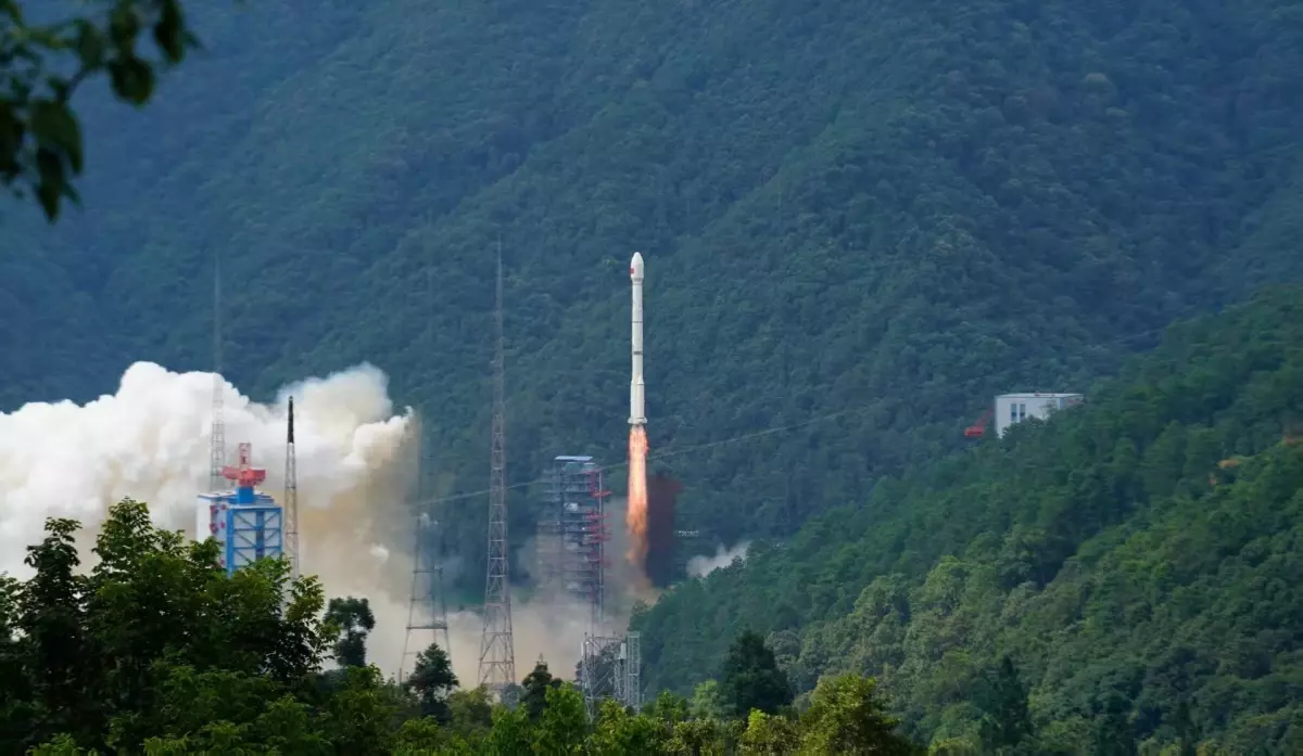 Çin, 'Shiyan-29' Uydusunu Uzaya Fırlattı