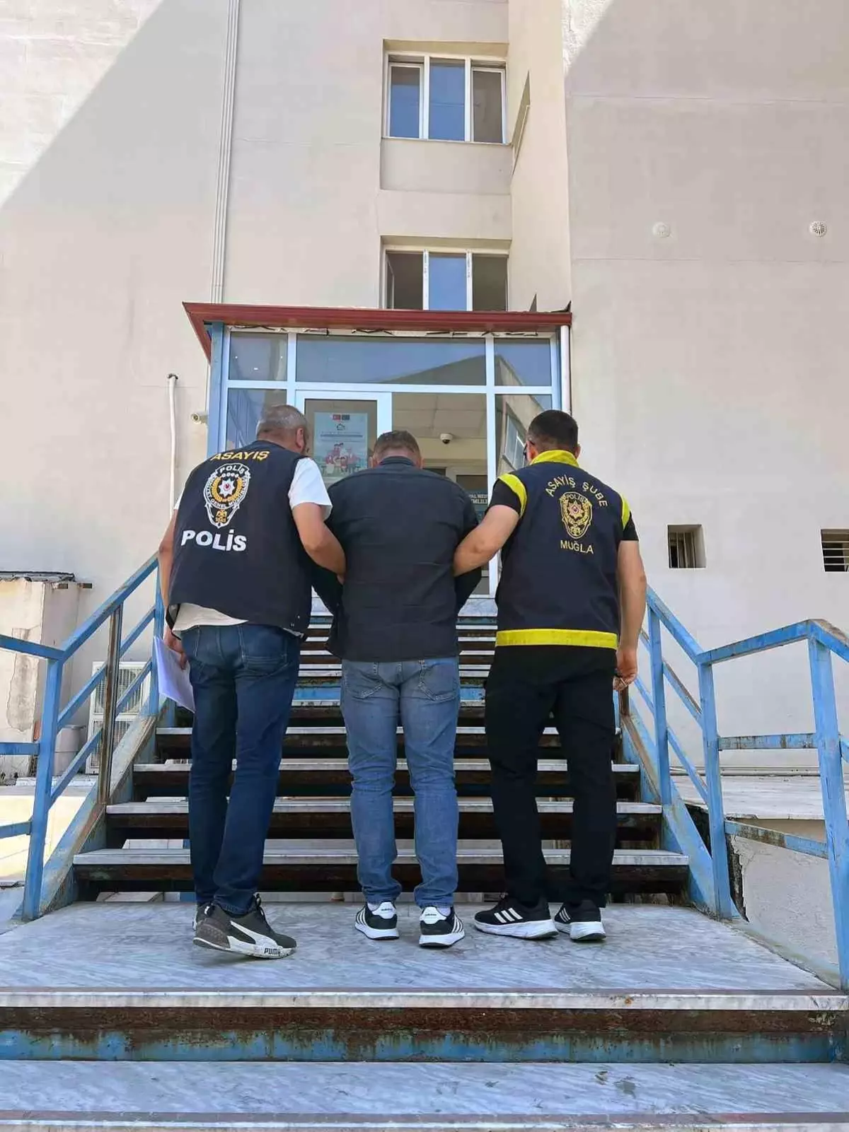 Muğla'da Cinsel Saldırı Suçundan Aranan Şahıs Yakalandı