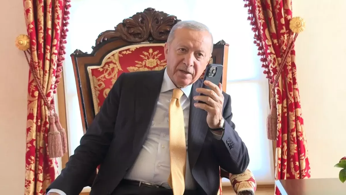 Cumhurbaşkanı Erdoğan, Şehit Piyade Er Süleyman Yılmaz'ın Eşiyle Görüştü