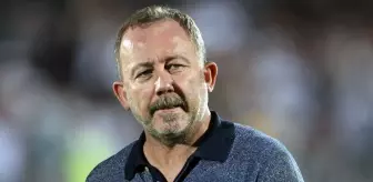 Kimsenin gözünün yaşına bakmıyor! Sergen Yalçın 3 ismin kalemini kırdı
